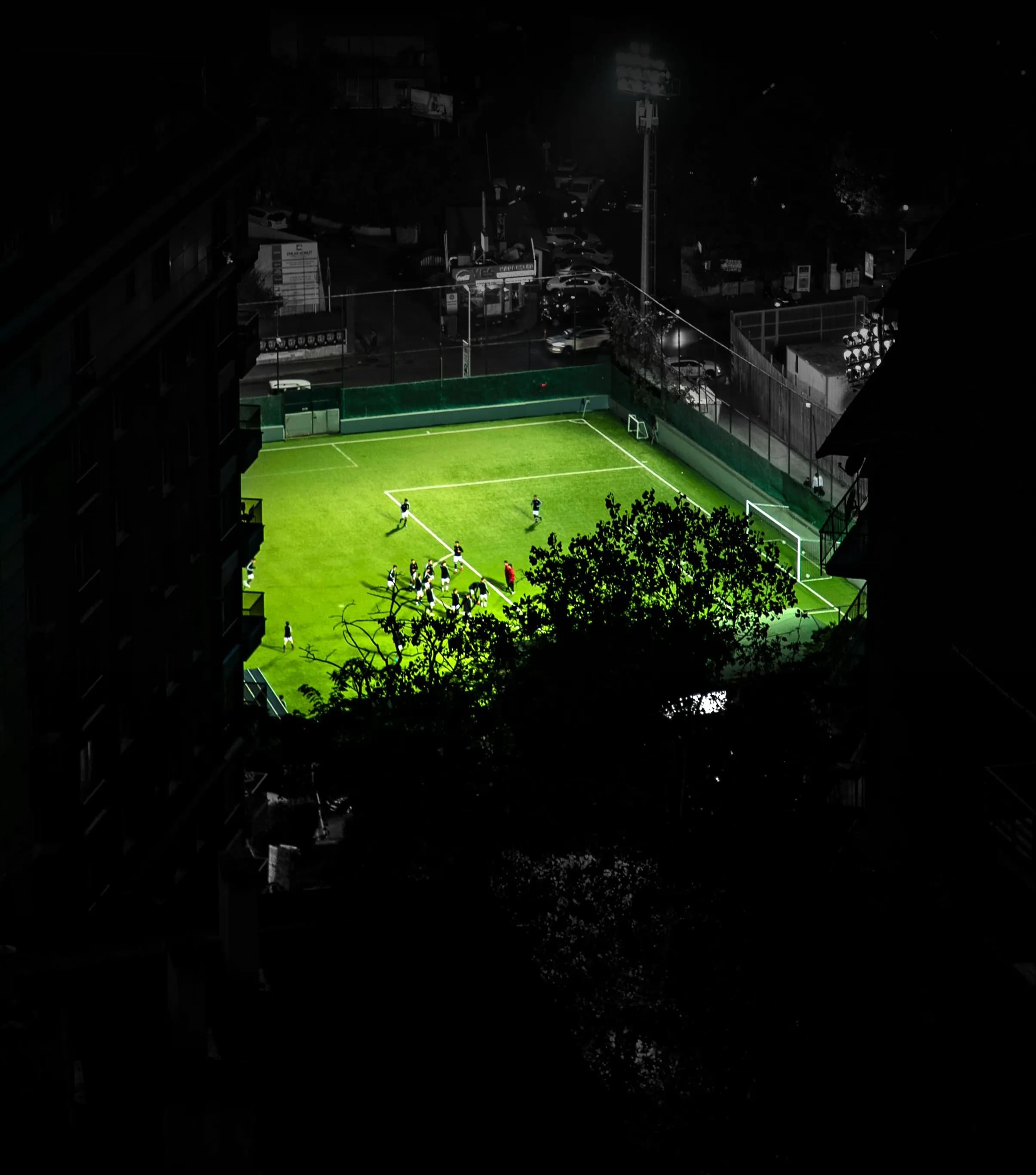 Never FT football players in action